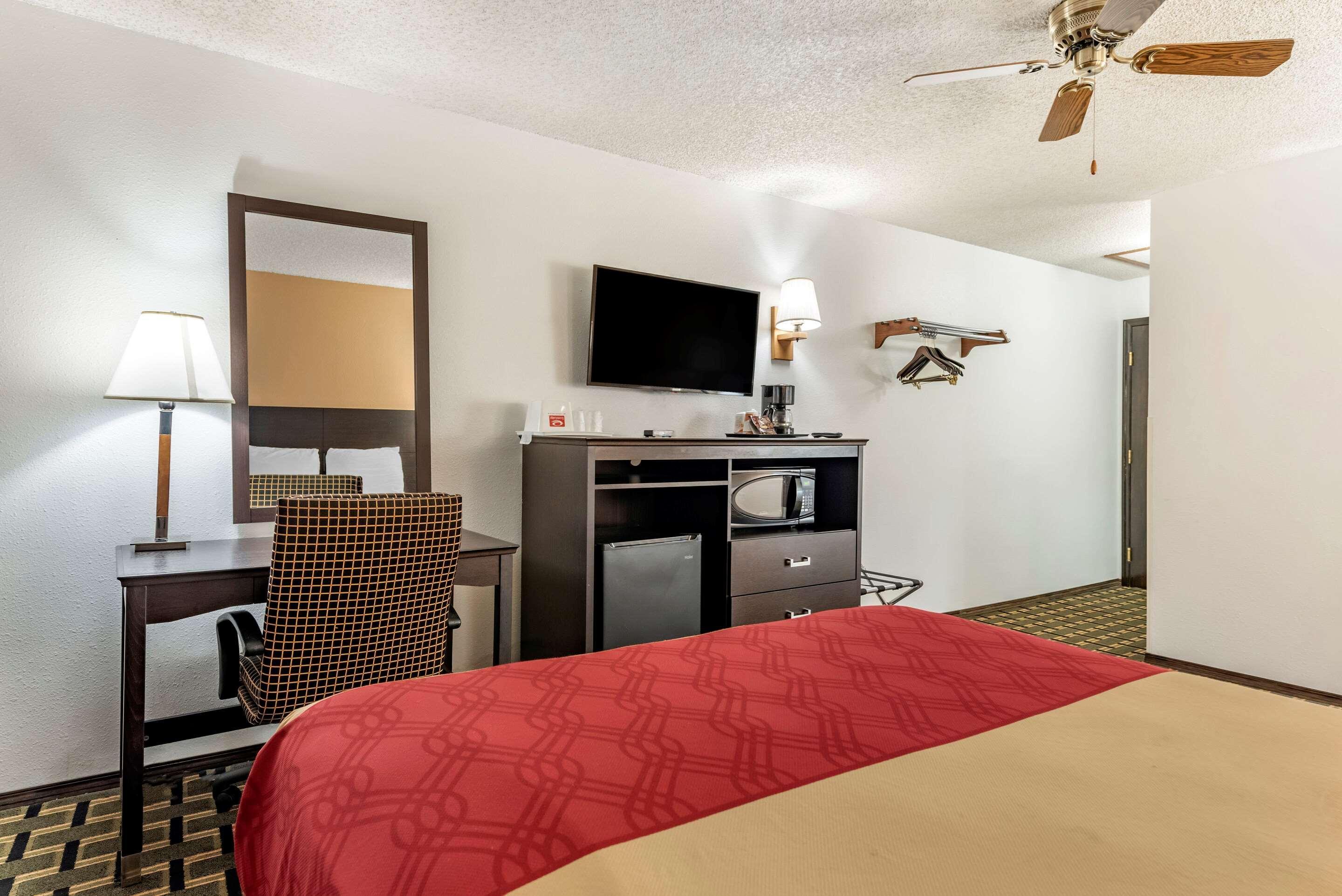 Motel Econo La Junta