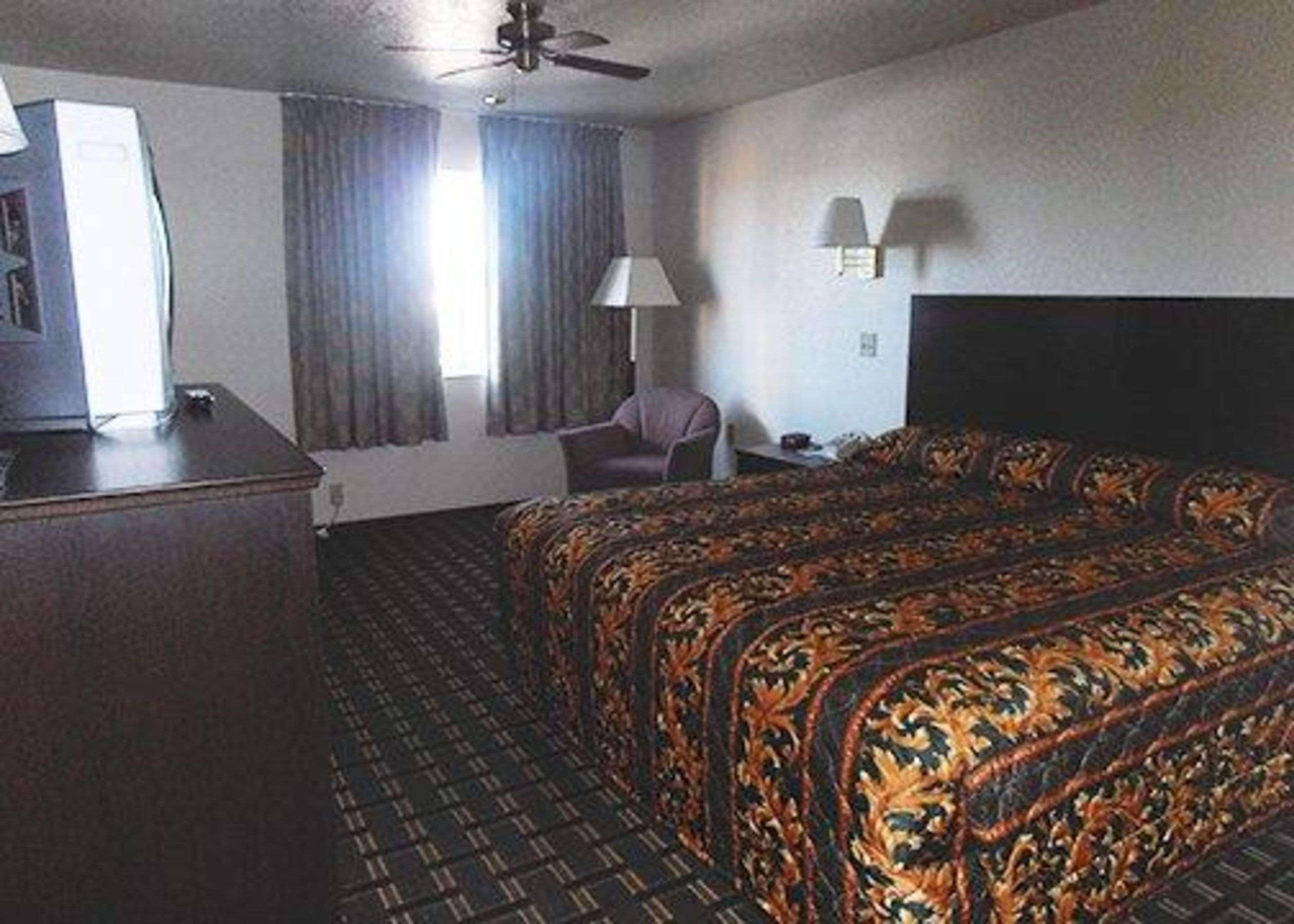 Motel Econo 2*